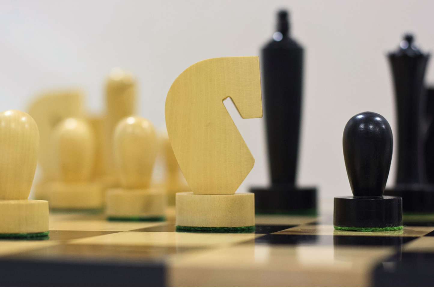 Berliner Design Chess Pieces (4.00")