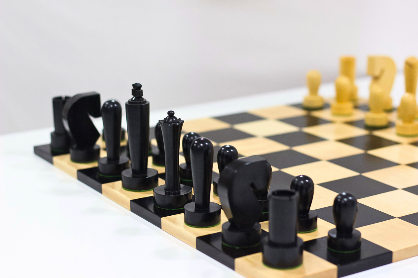 Berliner Design Chess Pieces (4.00")