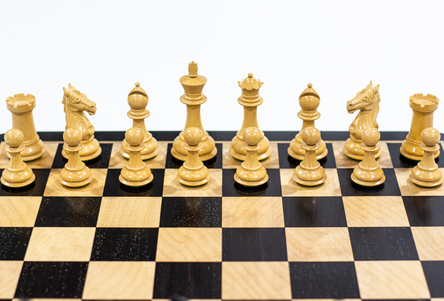 Aviator Staunton Chess Pieces (4.00")